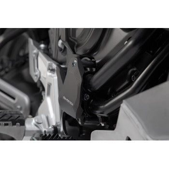 Protector de bomba de agua SW-MOTECH - Yamaha Tenere 700 2021-2024 SCT.06.799.10000