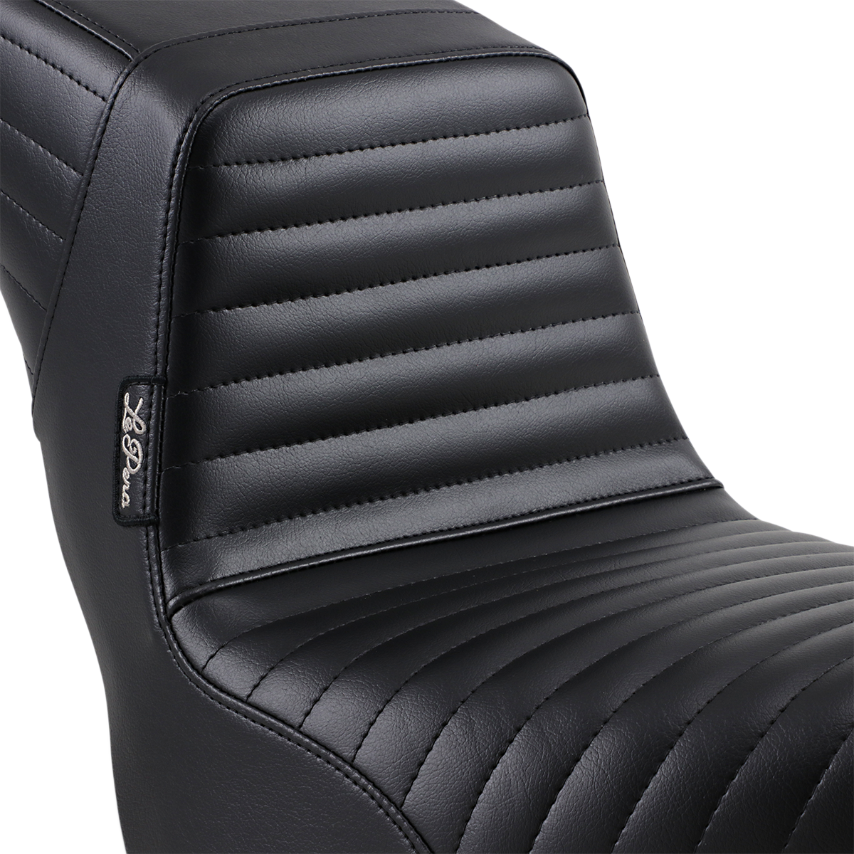 Asiento LE PERA Kickflip - Plisado - Negro - Softail '18-'21 LYF-590PT