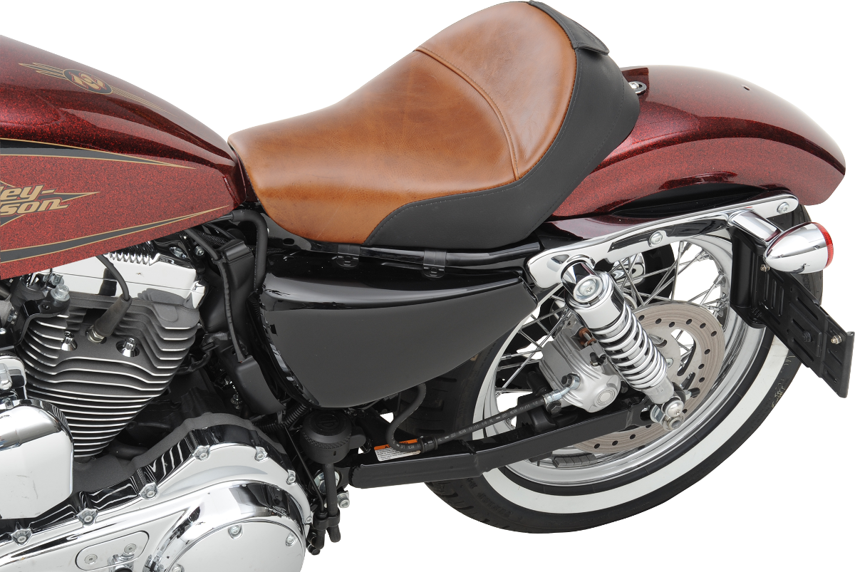 Asiento Lariat SADDLEMEN - Tanque de 2.1/3.3 galones - XL 807-11-0041B