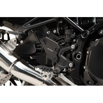 Protector de talón SW-MOTECH - Negro - Kawasaki Z 900 RS Cafe 2018-2024 SCT.08.891.10100/B