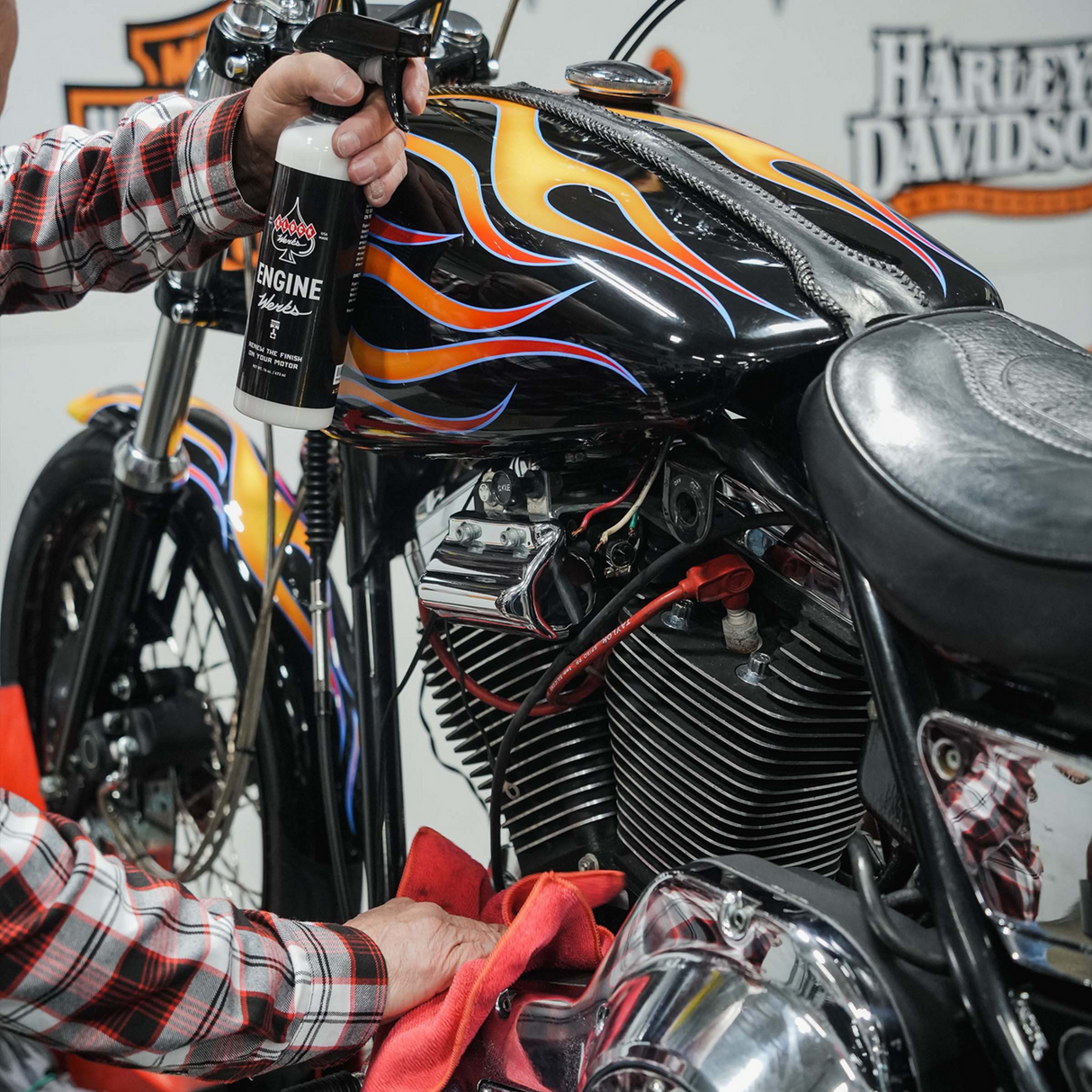 Limpiador de motores KLOCK WERKS - 16 onzas líquidas estadounidenses KWK-ENGINE-16-S