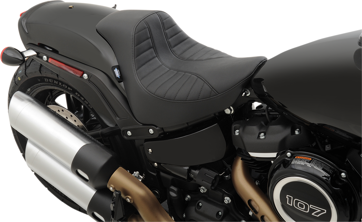 Asiento EZ-Solo DRAG SPECIALTIES - Costura de escorpión - Vinilo - FXFB '18-'22 ACT EZ-ON STYLE 0802-1128
