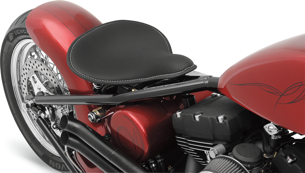 Asiento DRAG SPECIALTIES - Spring Solo - Perfil bajo - Grande - Cuero negro reflectante solar/Costura perimetral blanca 0806-0055