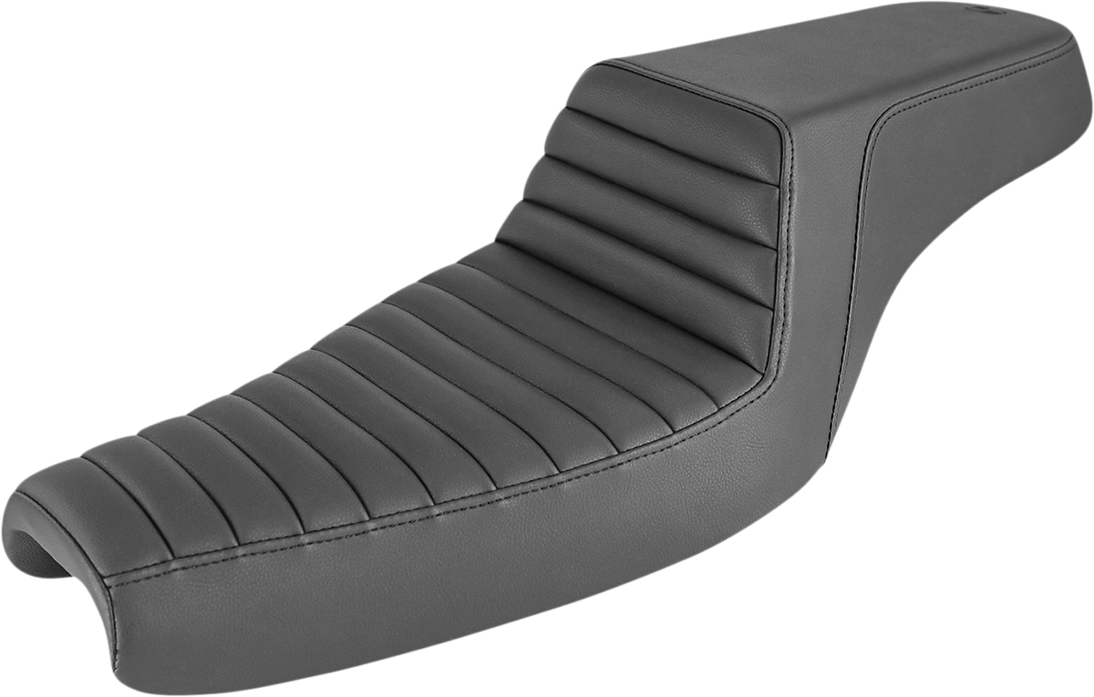 Asiento SADDLEMEN Step-Up - Delantero Tuck-n-Roll - Negro - XL 807-11-171