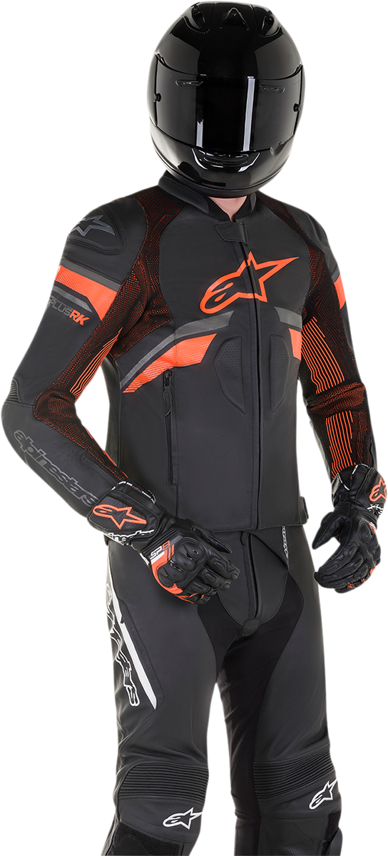 Chaqueta de cuero ALPINESTARS GP Plus R v3 Rideknit® - Negro/Rojo Fluo - Talla 44 EE. UU. / 54 UE 3100321-1030-54