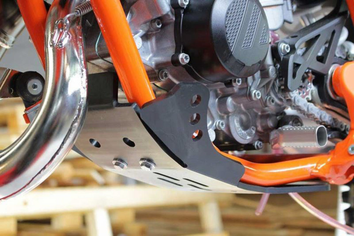 Protector de cárter AXP RACING - Negro - GasGas | Husqvarna AX1485