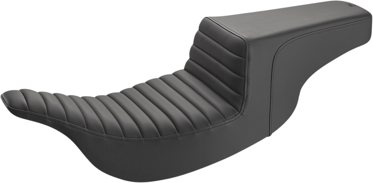 Asiento SADDLEMEN Step-Up - Delantero Tuck-n-Roll - Negro 897-07-171