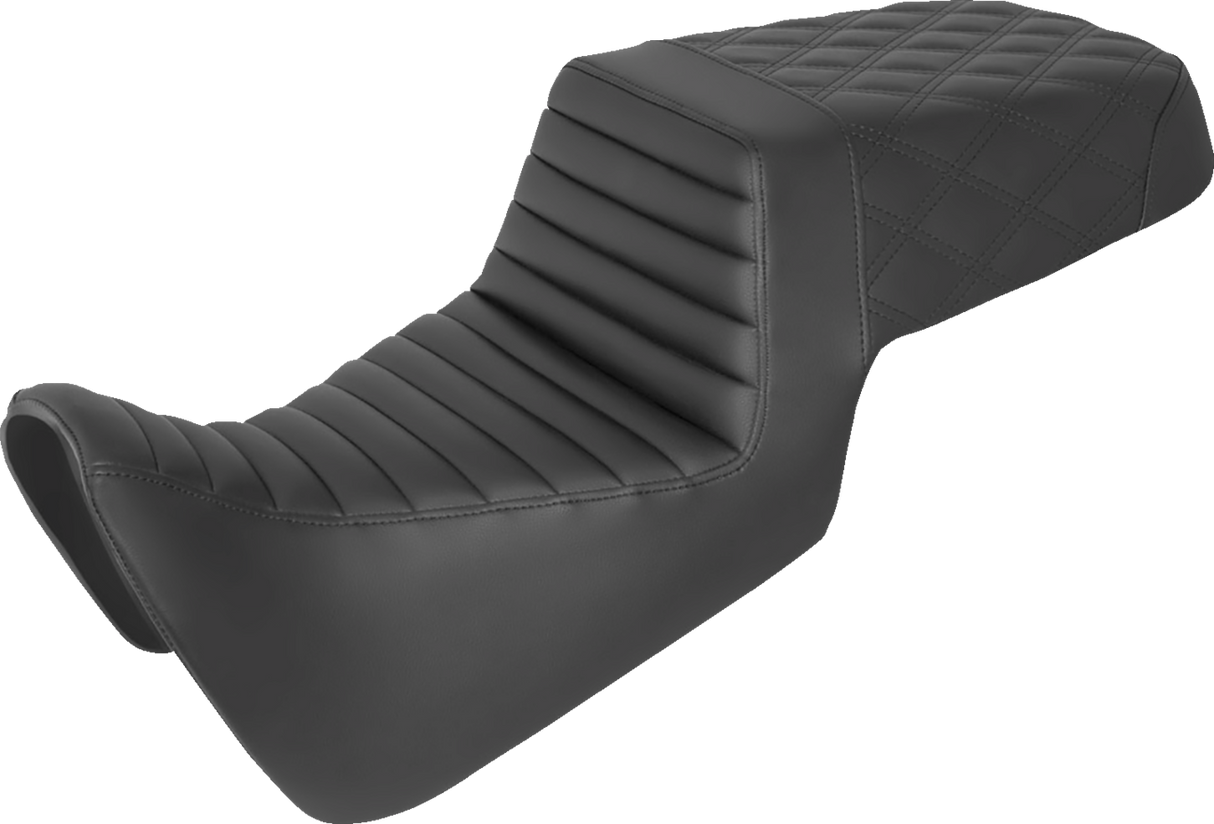 Asiento SADDLEMEN Step Up - Costuras delanteras Tuck-n-Roll/traseras de celosía - Negro 821-34-176