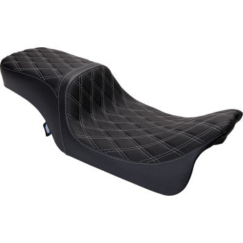 Asiento Predator 2Up de DRAG SPECIALTIES - Vinilo - Costura plateada de doble diamante - FLH '08-'23 0801-1492