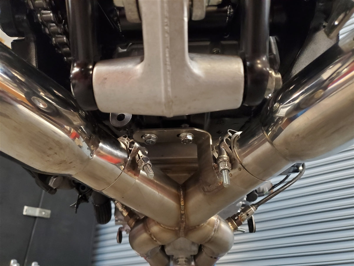 Suzuki Hayabusa 2022-2024 Black Dual Shorty X-Pipe Exhaust by Voodoo