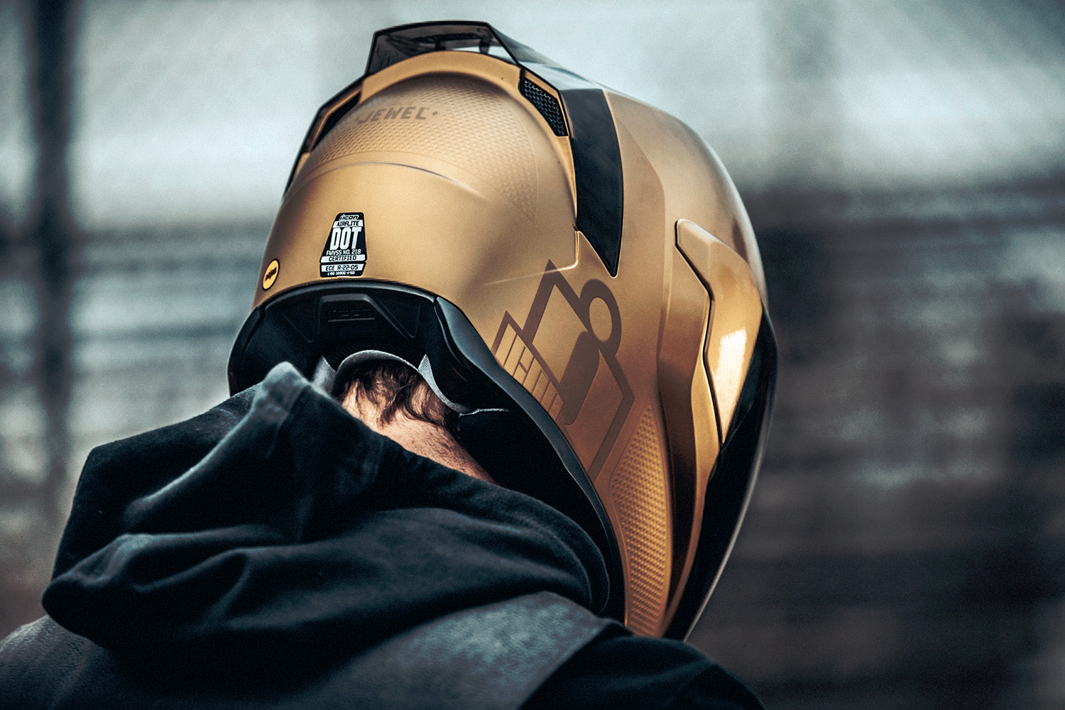 ICON Airflite™ Motorcycle Helmet - Jewel - MIPS® - Gold