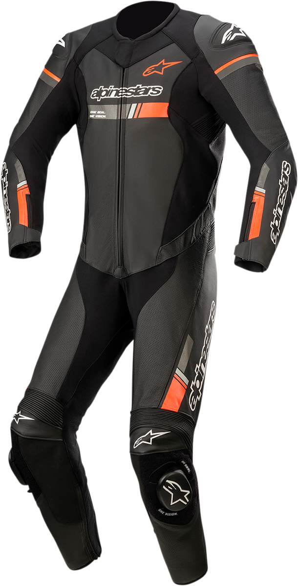 Mono de cuero ALPINESTARS GP Force Chaser de una pieza - Negro/Rojo Fluorescente - Talla EE. UU. 38 / UE 48 3150321-1030-48