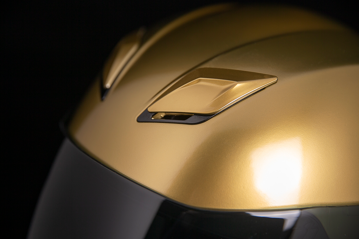 ICON Airflite™ Motorcycle Helmet - Jewel - MIPS® - Gold