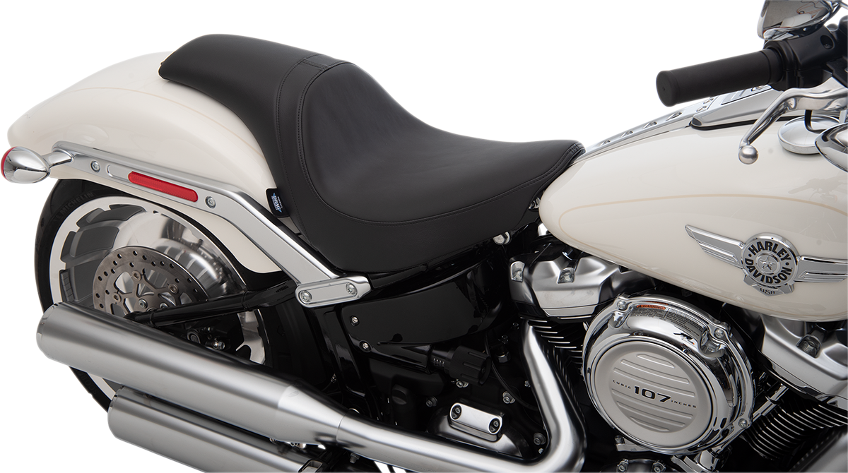 Asiento Predator de DRAG SPECIALTIES - Cuero solar - Liso - FLFB/S '18-'22 0802-1182