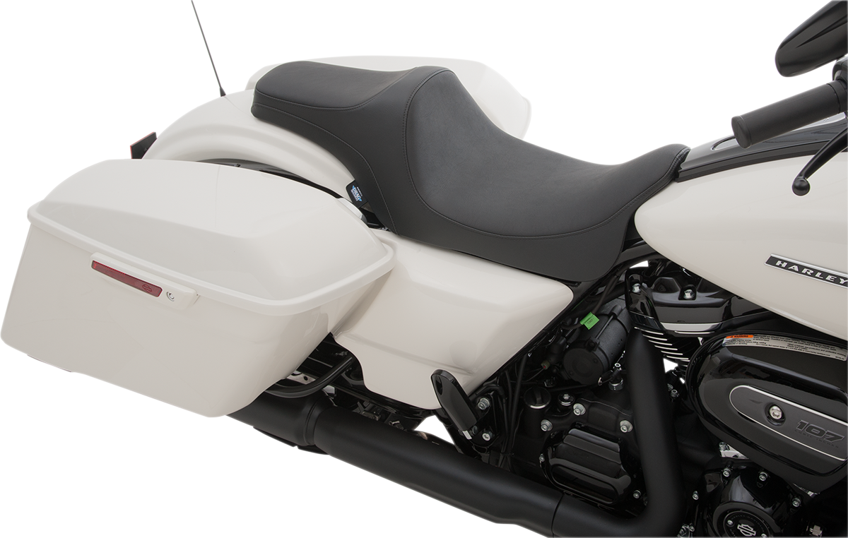 Asiento Predator III de DRAG SPECIALTIES - Liso - FL '08-'22 0801-1112