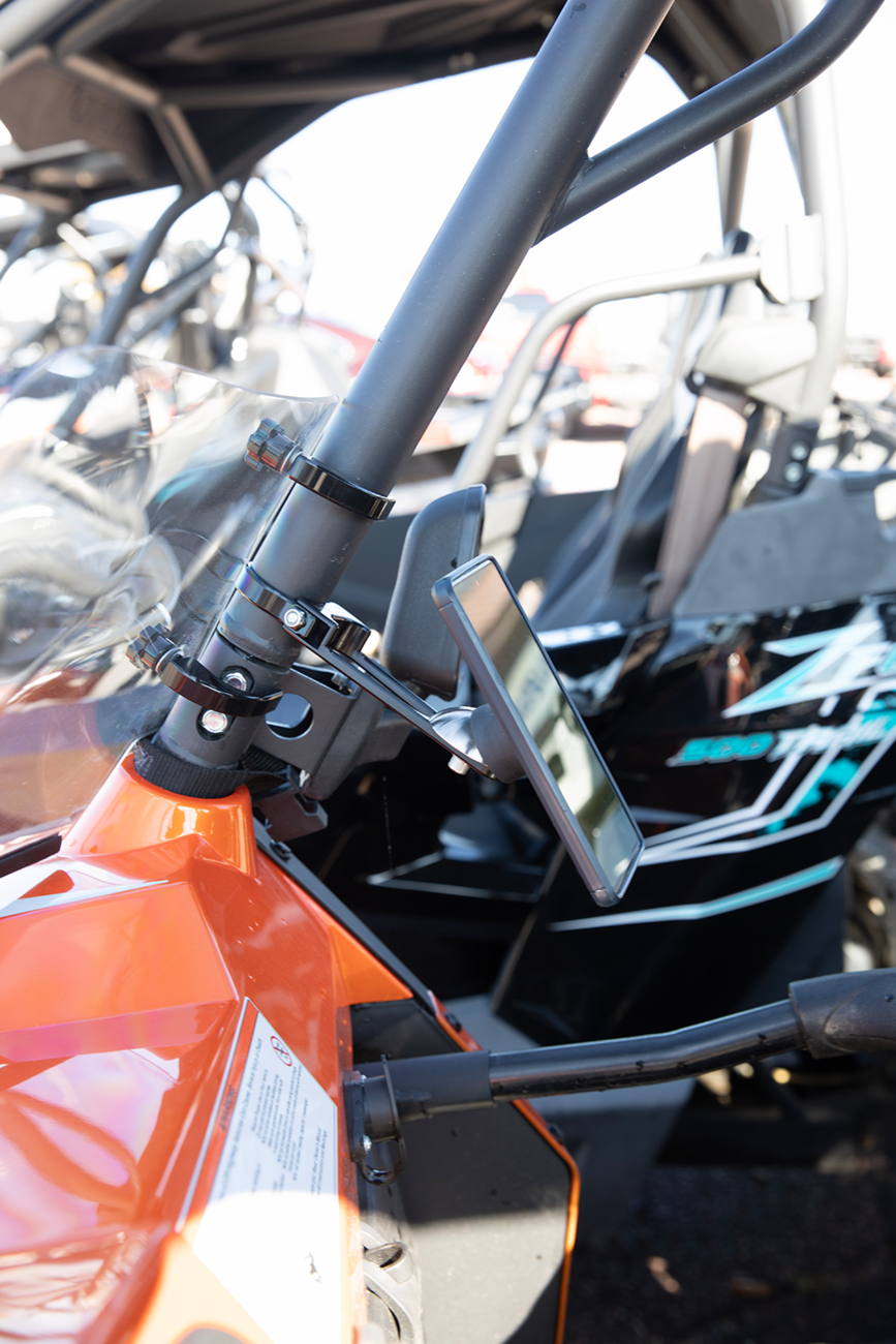 Soporte KLOCK WERKS para teléfono, jaula antivuelco, desplazamiento de 1-5/8" KWD-05-0530