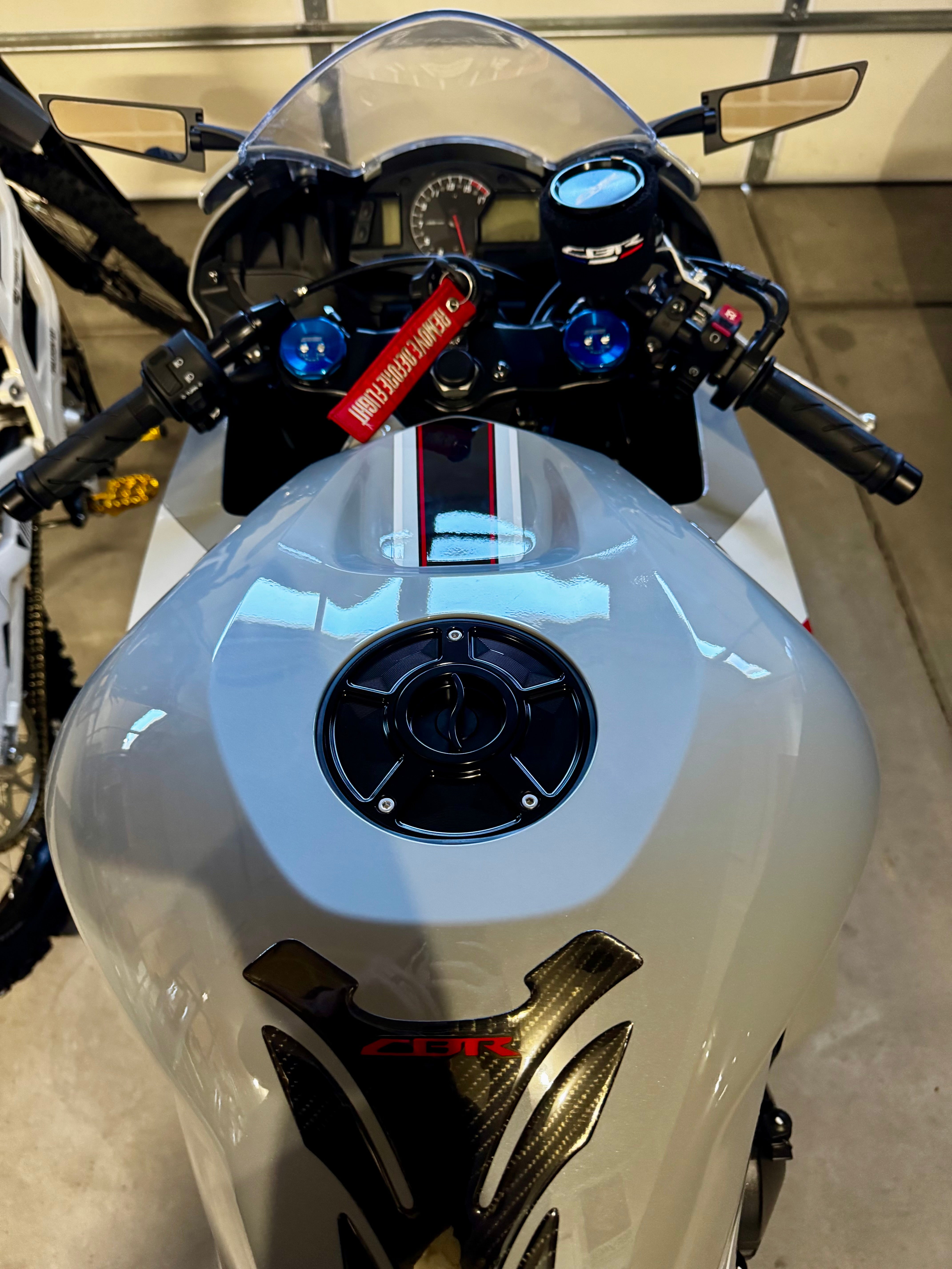 アクリル水槽用　エンビ蓋　ヒーター、サーモ k.rsoccerlove69 Honda CBR600RR 2003-2026 Gas Cap Keyless Quick Release Black | Sixty61