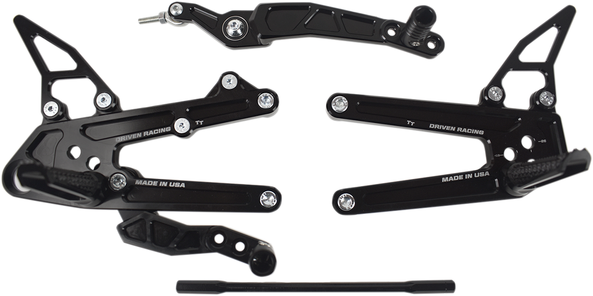 Estribo trasero DRIVEN RACING TT - R6 DRP-704-BK 