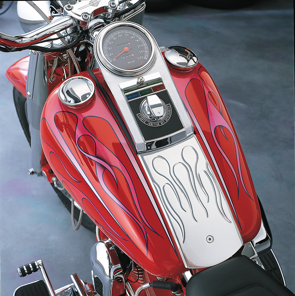 Carcasa del tablero/velocímetro DRAG SPECIALTIES - Cromada 71223