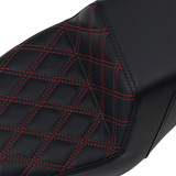 Asiento SADDLEMEN Step-Up - Costuras de celosía delanteras/Con costuras rojas - Negro - XL 807-11-172RD