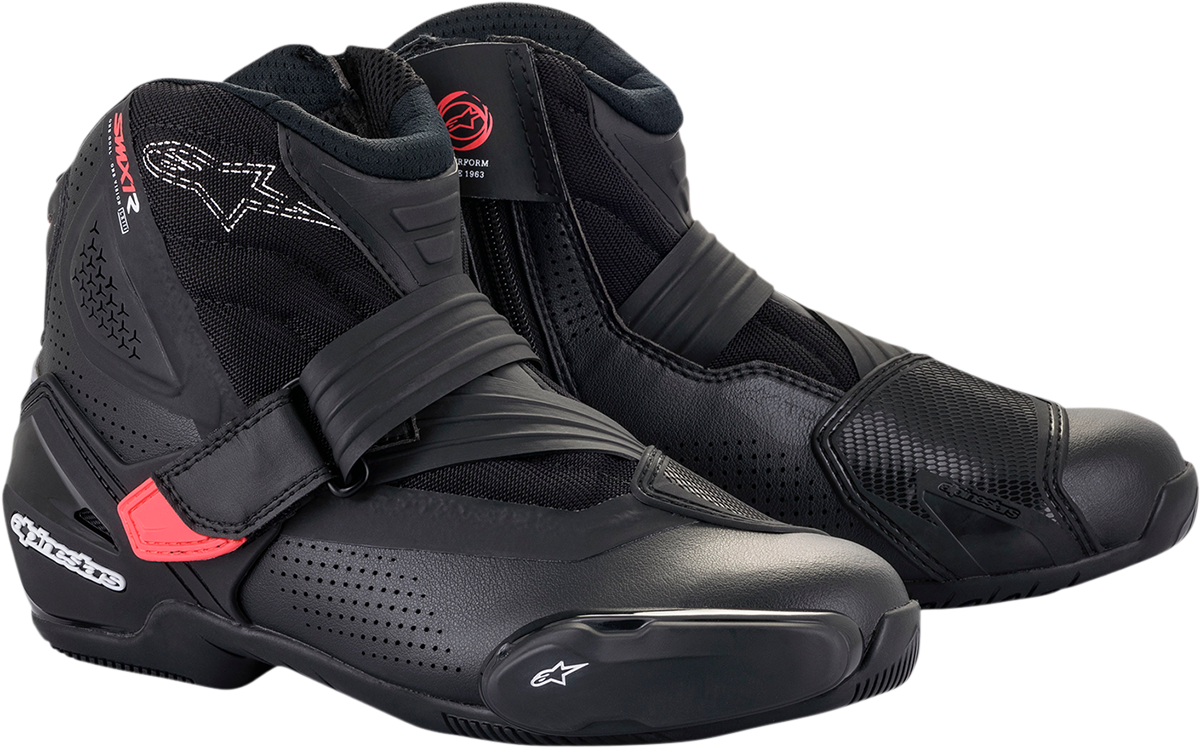 Botas ventiladas ALPINESTARS Stella SMX-1 R V2 para mujer - Negro/Rosa - Talla 11 de EE. UU. / 43 de UE 2224121-1839-43