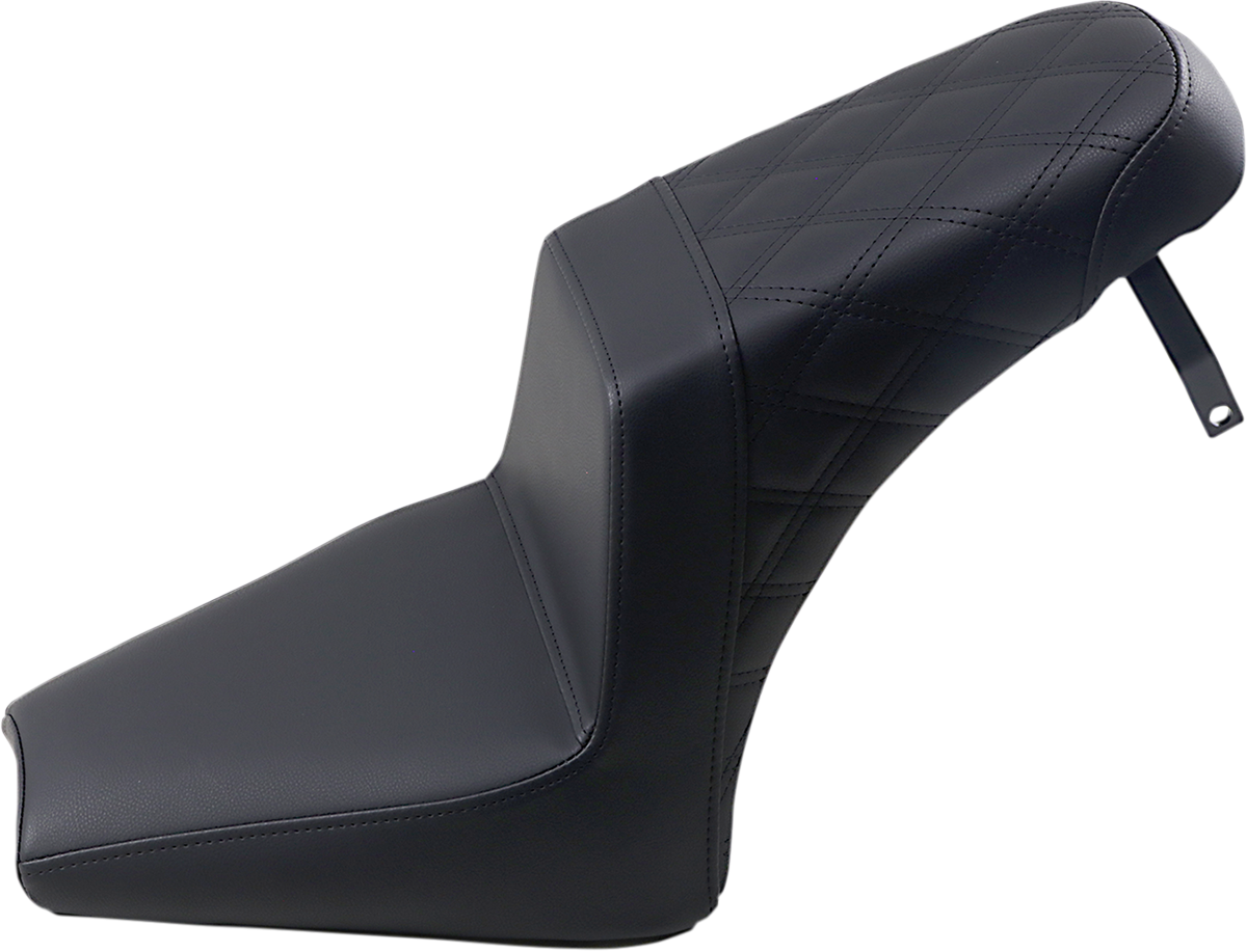 Asiento SADDLEMEN Step Up - Delantero liso/Trasero enrejado - Negro - Scout Bobber I18-33-173 