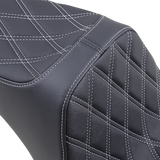 Asiento DRAG SPECIALTIES Predator III - Doble diamante - Negro con costuras plateadas - Softail '06-'17 8021439