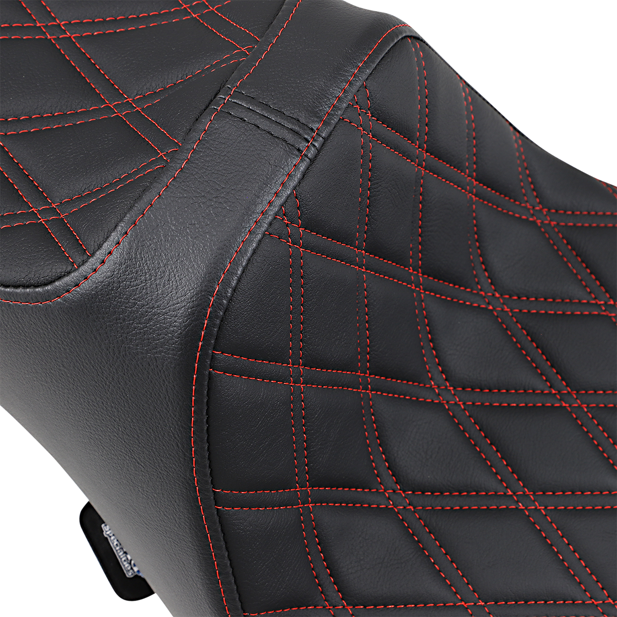 Asiento Predator III de DRAG SPECIALTIES - Extendido - Doble diamante - Costuras rojas - FL '08-'22 0801-1262