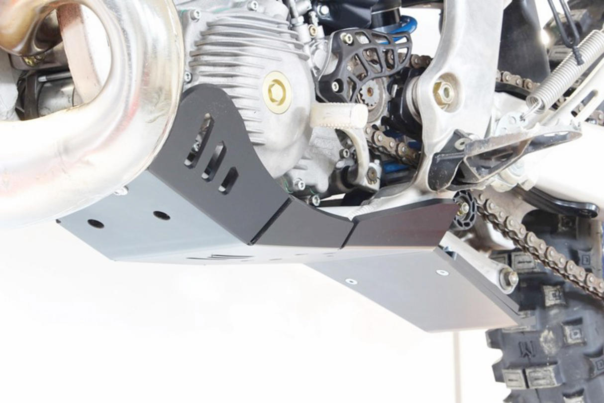 Placa de protección AXP RACING Xtrem - Negra - TM Racing AX1624 