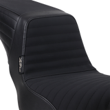 Asiento LE PERA Kickflip - Plisado con cinta de agarre - Negro - Softail '18-'21 LYB-590PTGP