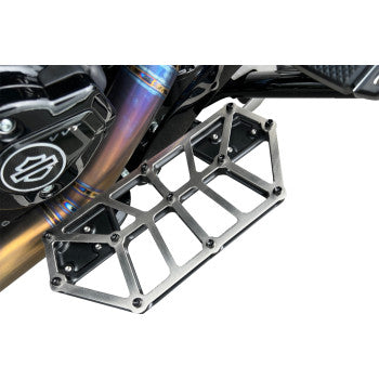 Estribos KODLIN USA NXL - Negros con cubierta de acero inoxidable para Harley-Davidson K73253