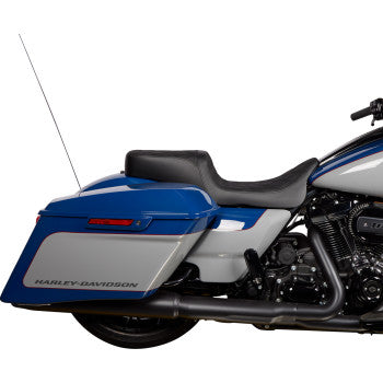 Asiento Predator 2Up de DRAG SPECIALTIES - Vinilo - Costuras negras de doble diamante - FLH '08-'23 0801-1490 