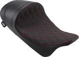 Asiento individual bajo delantero DRAG SPECIALTIES - Diamante - Costuras rojas - FL '08-'22 0801-1254 
