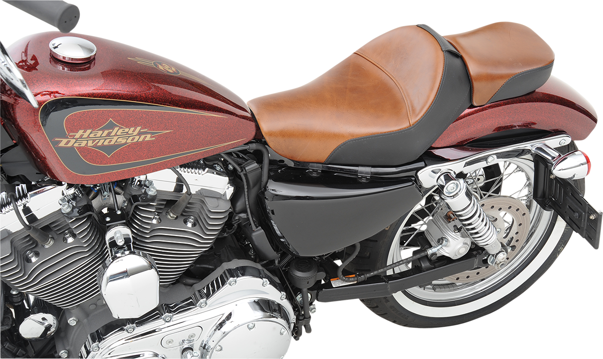 Asiento Lariat SADDLEMEN - Tanque de 4.5 galones - XL 807-03-0041B