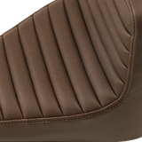 Asiento SADDLEMEN Step Up - Delantero Tuck-n-Roll/Trasero Lattice Stitch - Marrón I18-33-176BR 