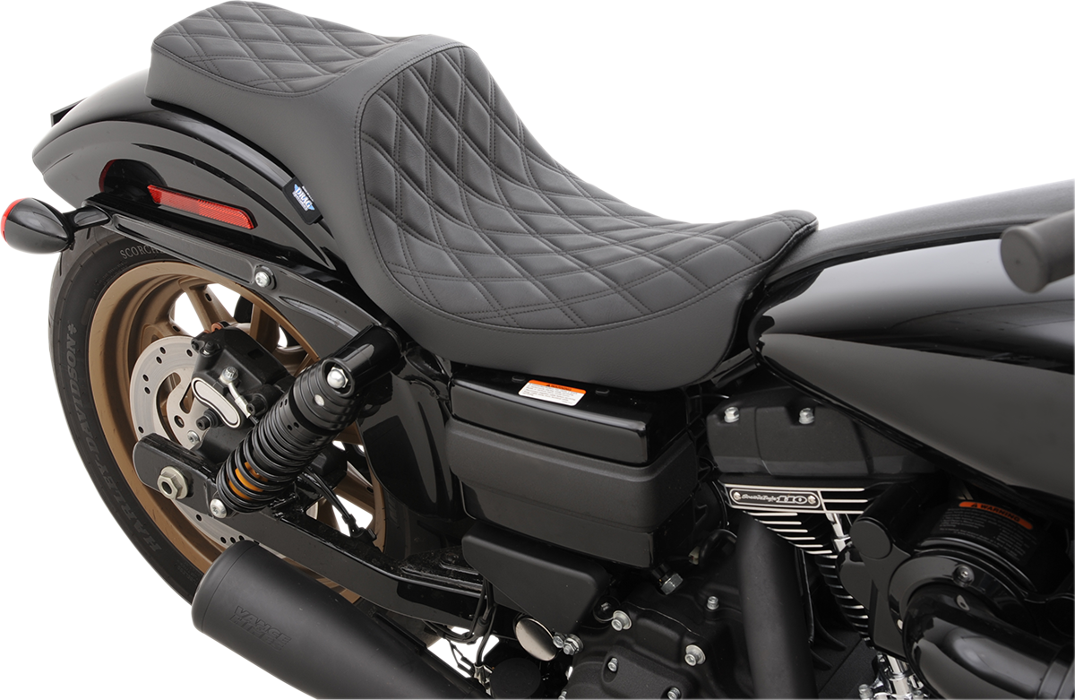 Asiento Predator III de DRAG SPECIALTIES - Doble diamante - Costuras negras 0803-0602