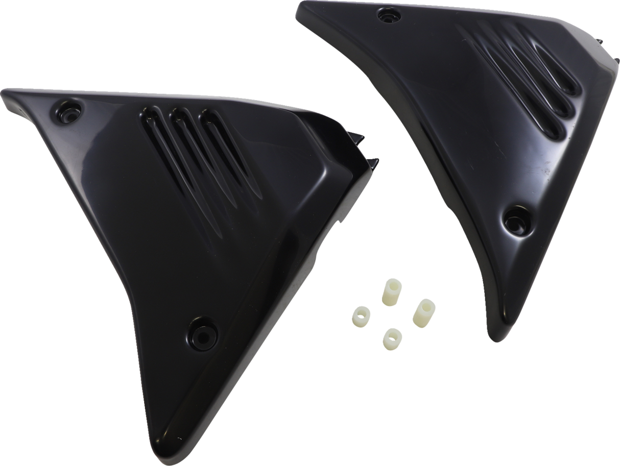 Cubierta lateral ARLEN NESS - Con rejilla 03-601