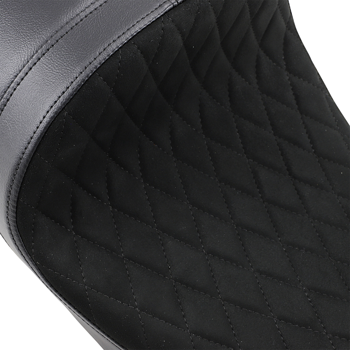 Asiento individual bajo delantero DRAG SPECIALTIES - Diamante - Gamuza - FL '08-'22 0801-1255