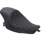 Asiento DRAG SPECIALTIES - 3/4 Solo - Doble Diamante - Negro con Costuras Plateadas - '04-'22 XL SIN PARACHOQUES DE GOMA 0804-0745 