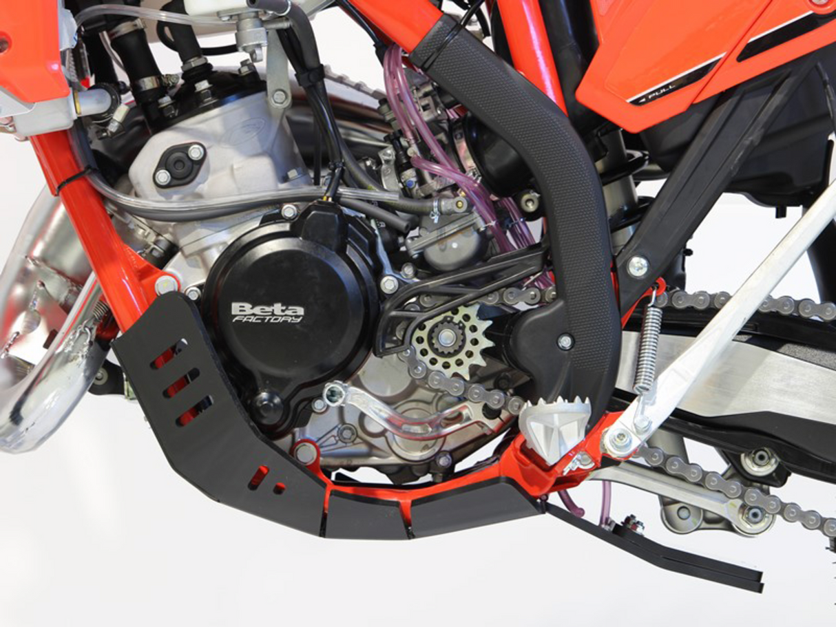 Placa de protección AXP RACING Xtrem - Negra - Beta AX1685 