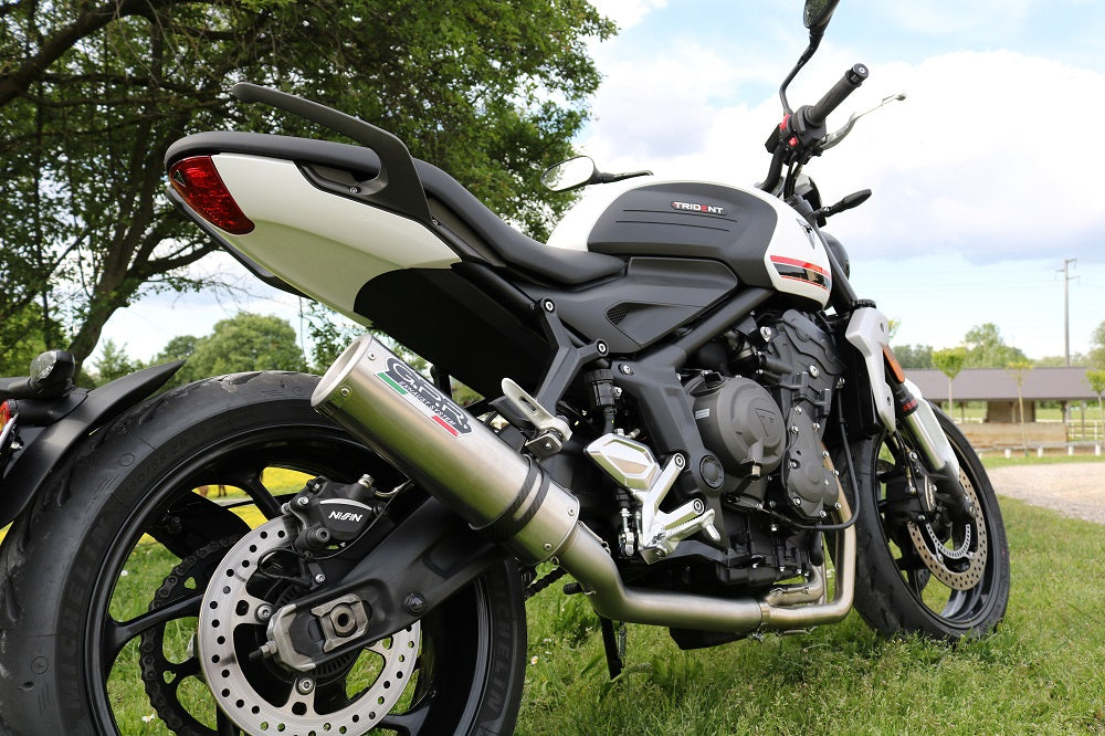 Escape Triumph Trident 660 2021-2024 GPR Sistema completo M3 Titanio Natural