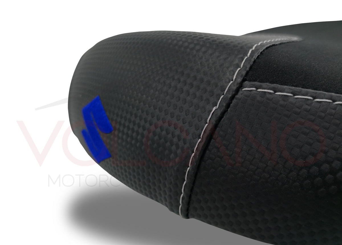 Fundas de asiento Volcano para Suzuki Hayabusa 2008-2020, delanteras y traseras, con aspecto de carbono y agarre en negro y azul.